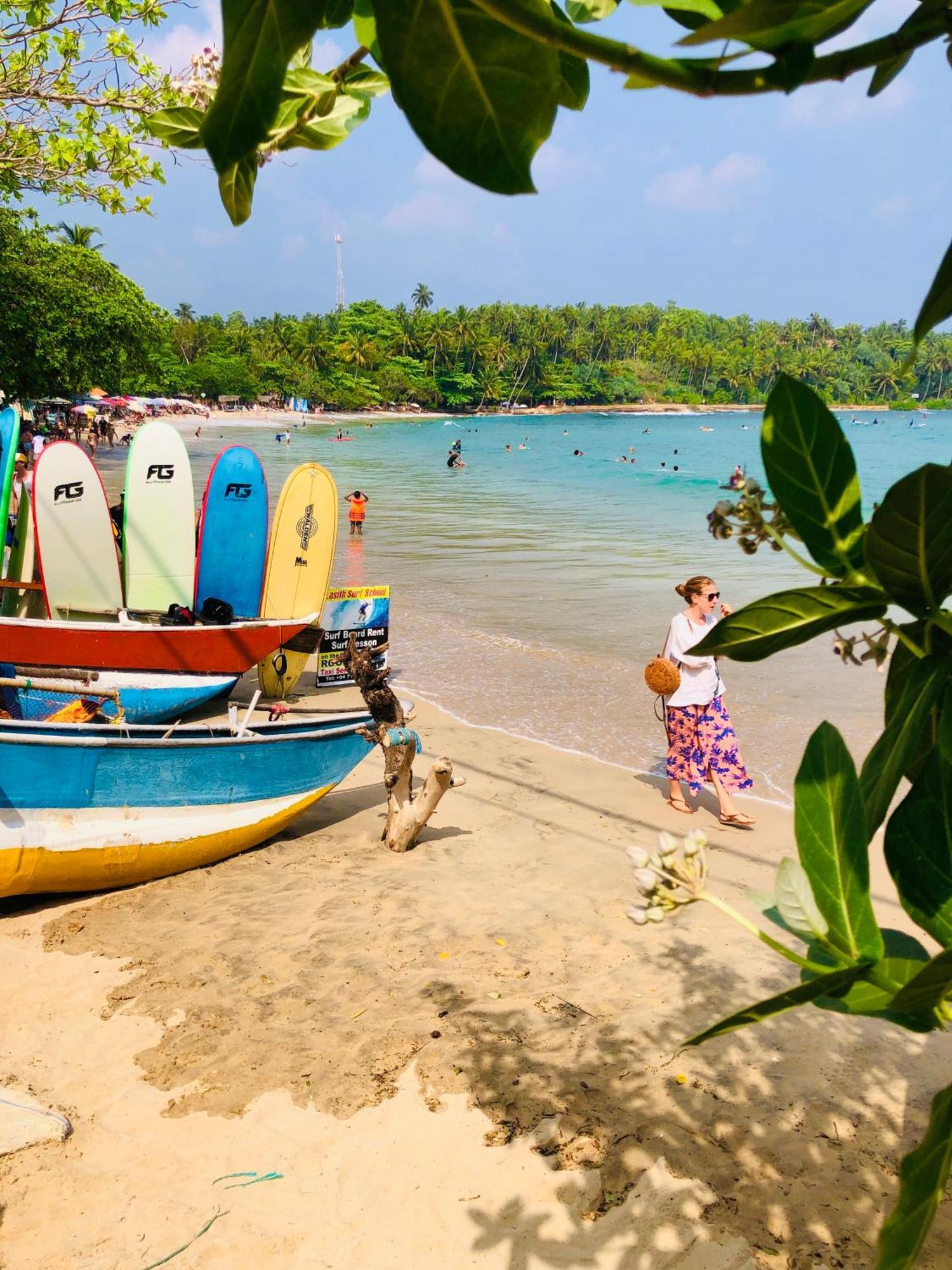 Devon Surf . Inn - Hiriketiya Dikwella Ngoại thất bức ảnh