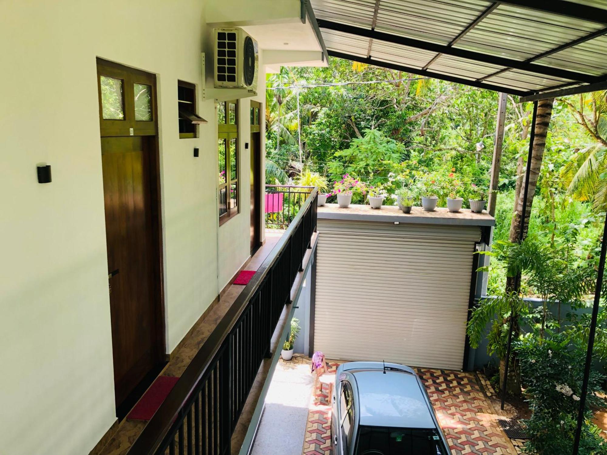 Devon Surf . Inn - Hiriketiya Dikwella Ngoại thất bức ảnh