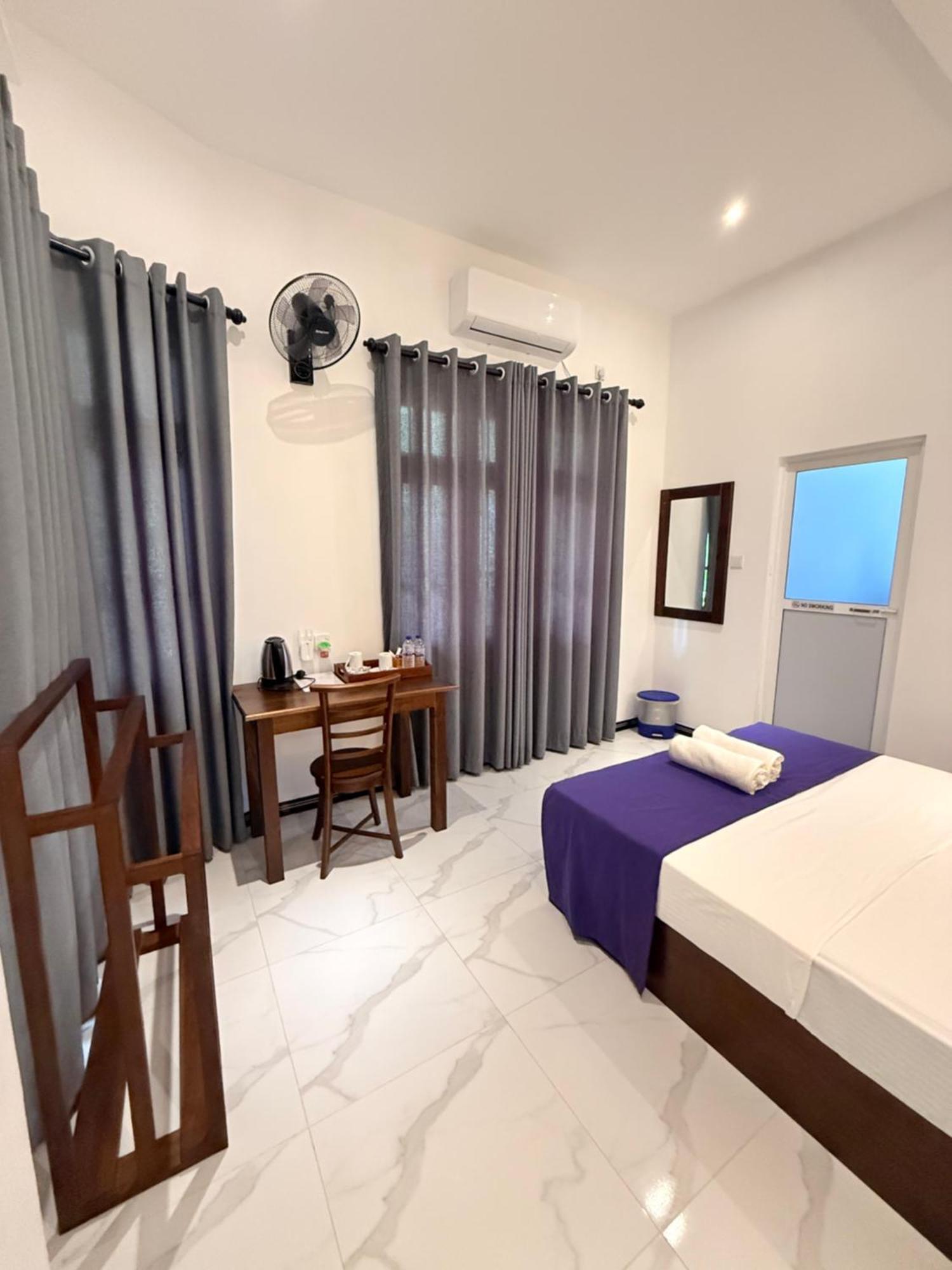 Devon Surf . Inn - Hiriketiya Dikwella Ngoại thất bức ảnh