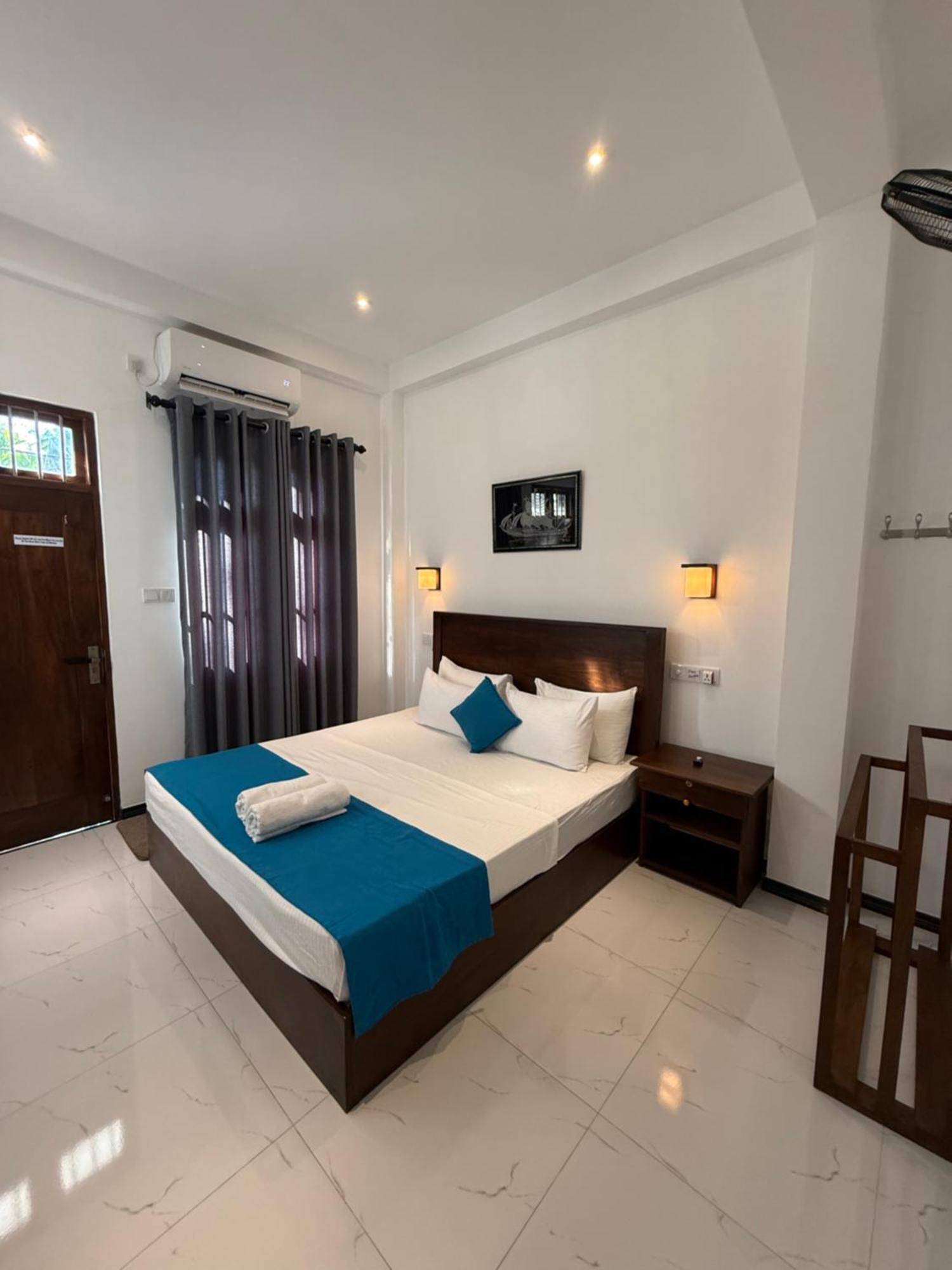 Devon Surf . Inn - Hiriketiya Dikwella Ngoại thất bức ảnh
