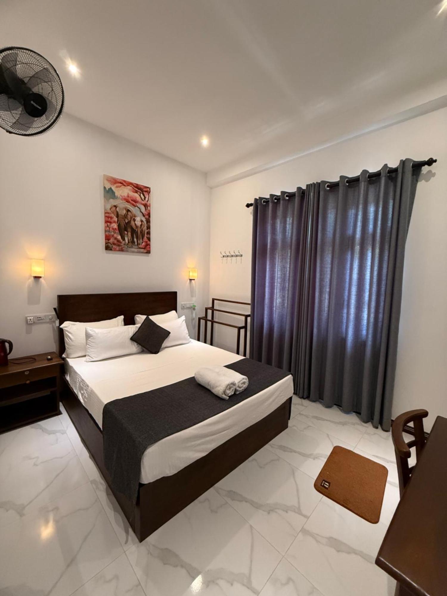 Devon Surf . Inn - Hiriketiya Dikwella Ngoại thất bức ảnh